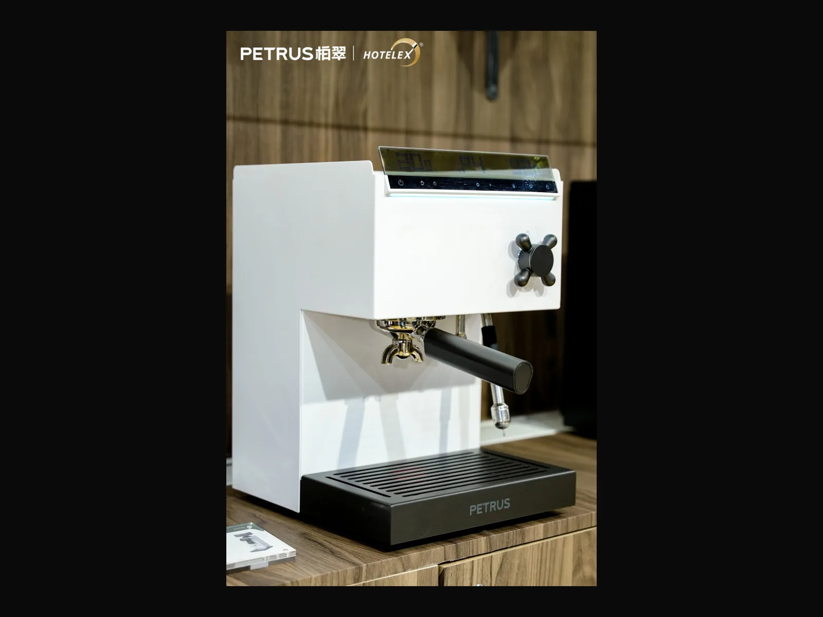 柏翠 PE3888 Ultra 浮雪官方产品图